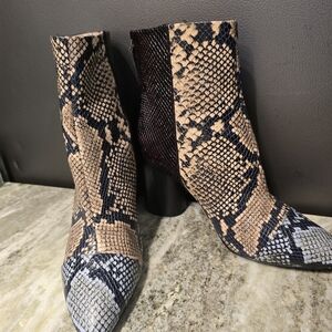Nine West Snakeskin Pattern Ankle Boots - Tan and Black